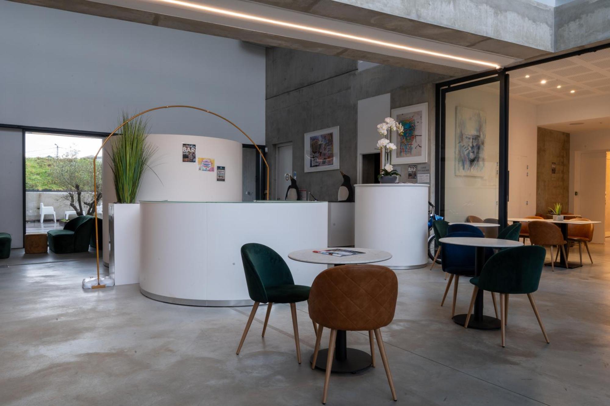 Le B Complexe Hotel Lozanne المظهر الخارجي الصورة